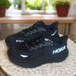 HOKA Clifton 9 GTX Supportive GORE-TEX Waterproof Running Shoes Women’s 7.5 NEW